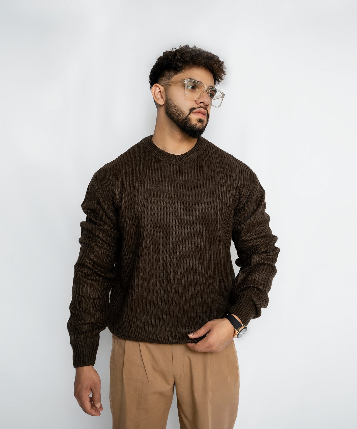 CHOCOLATE BROWN KNIT ROUND NECK SWEATER