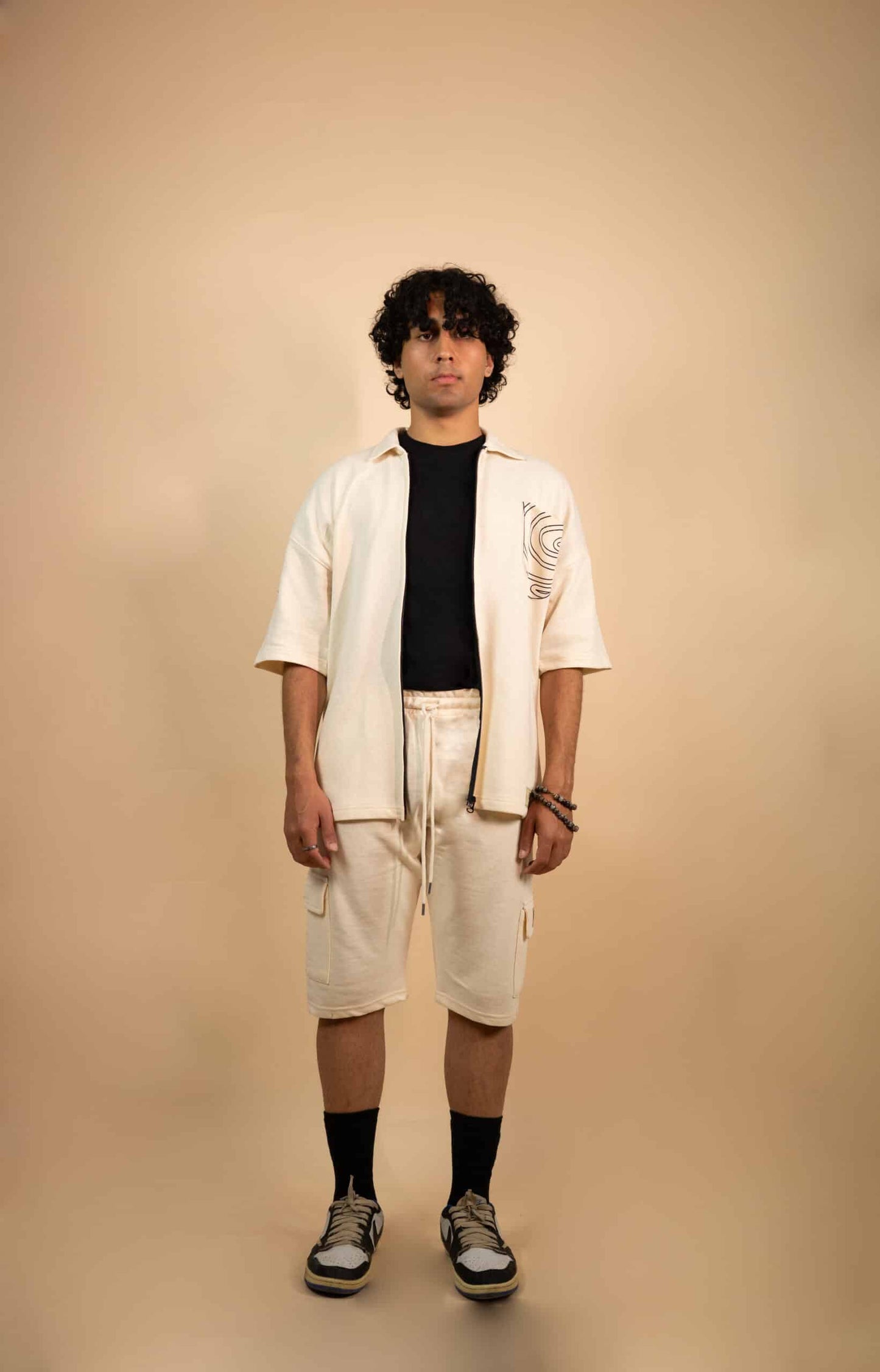 CARGO SHORTS - BEIGE