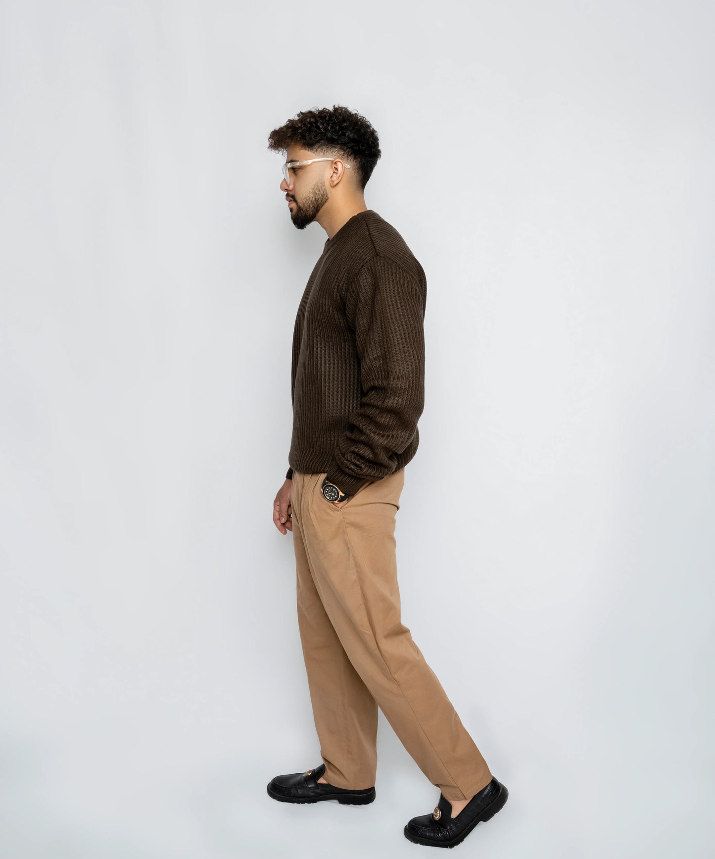 CHOCOLATE BROWN KNIT ROUND NECK SWEATER