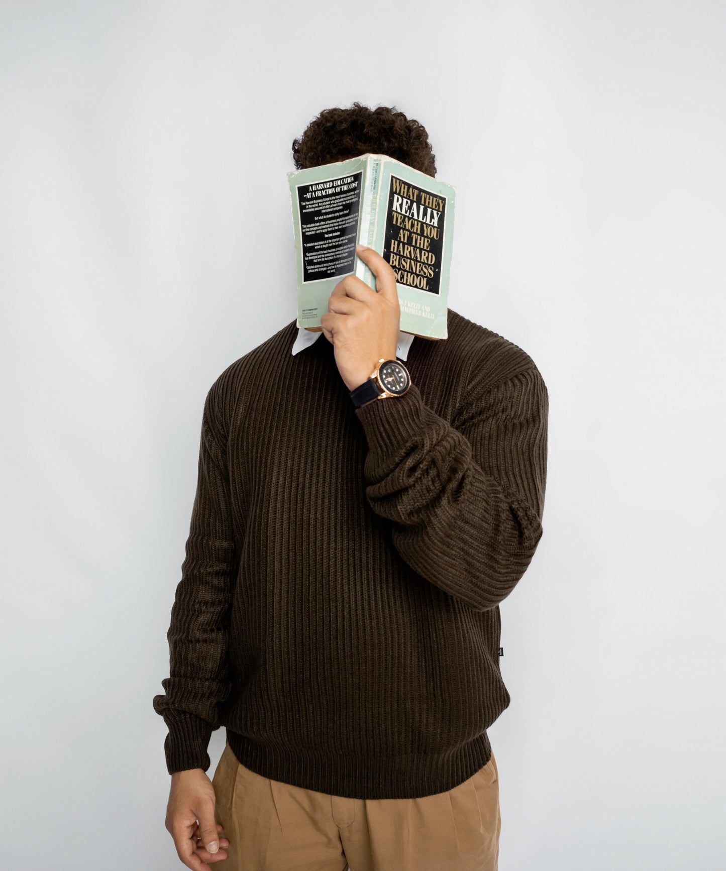 CHOCOLATE BROWN KNIT ROUND NECK SWEATER