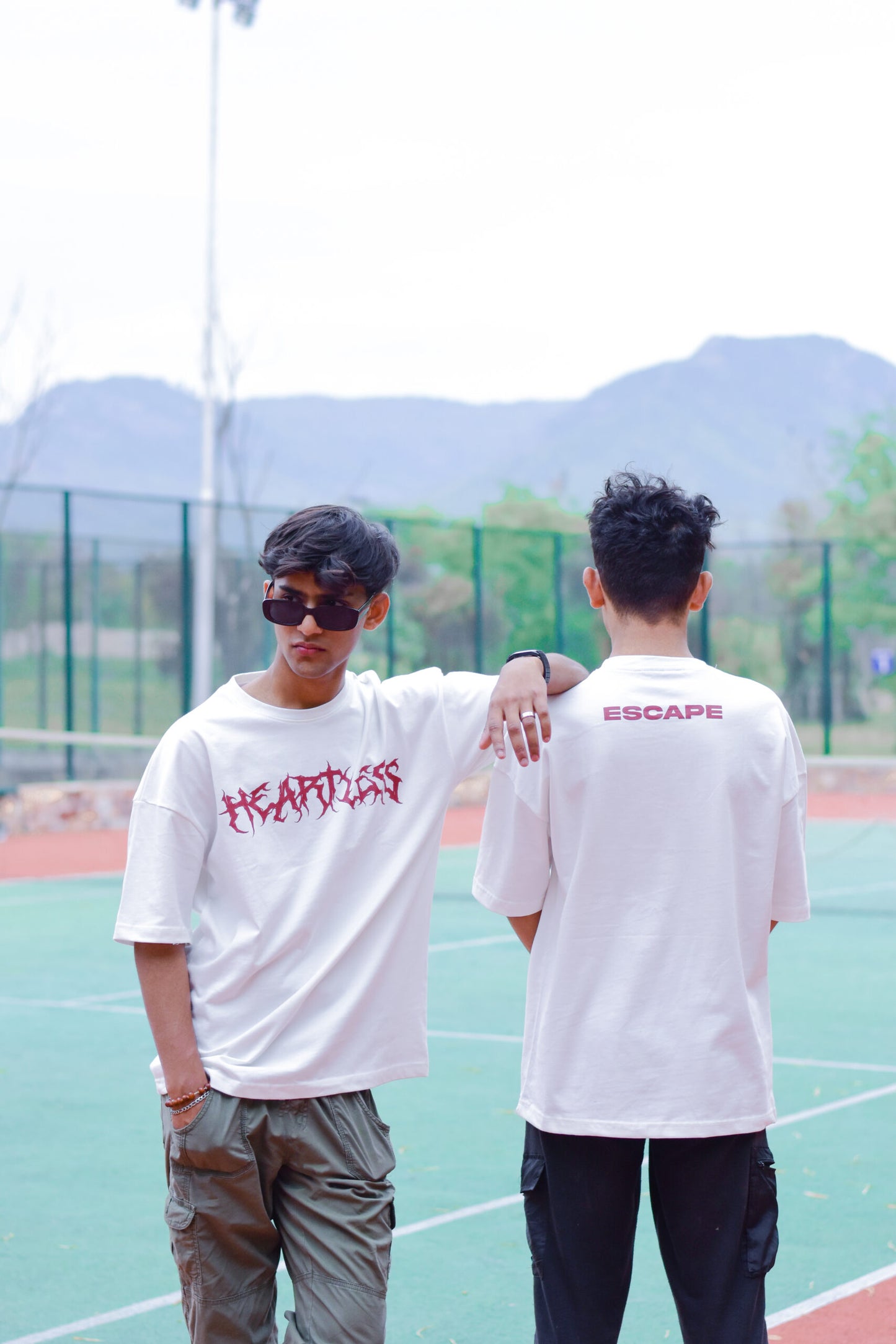 HEARTLESS Oversized Tee-Shirt