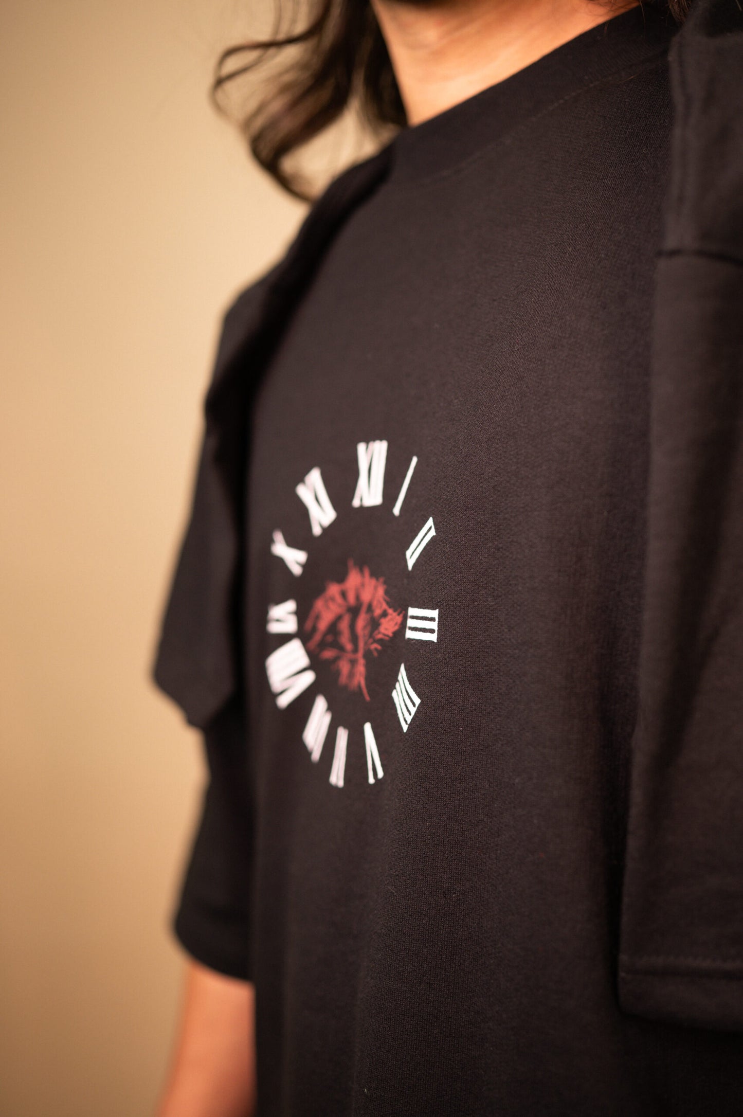 LOST IN TIME OVERSIZED TEE SHIRT