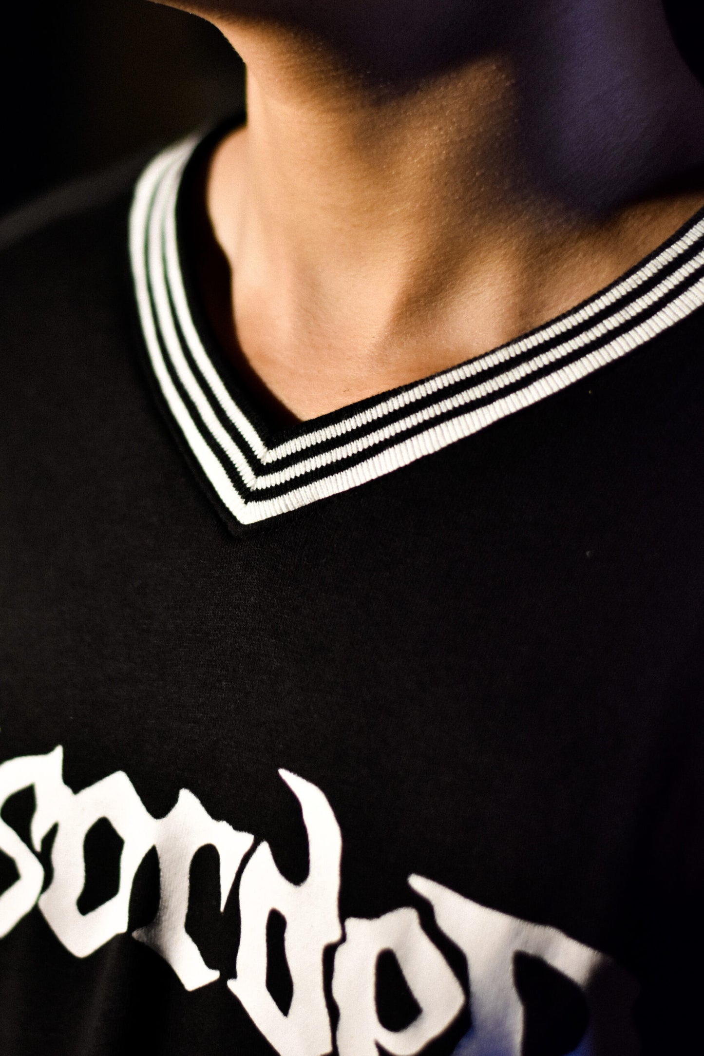 DISORDER-OVERSIZED TEE SHIRT